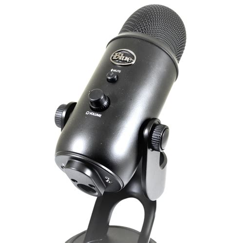 Blue Microphones' Yeti USB Microphone - Blackout Edition review - Nerd ...