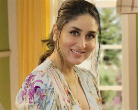 kareena kapoor khan is just pouting away as she is excited to return home