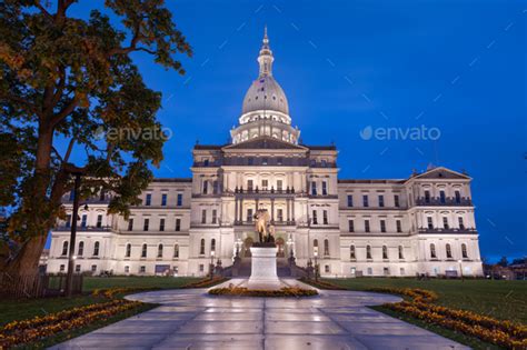 Michigan State Capitol Building In Lansing Stock Photo By Seanpavone
