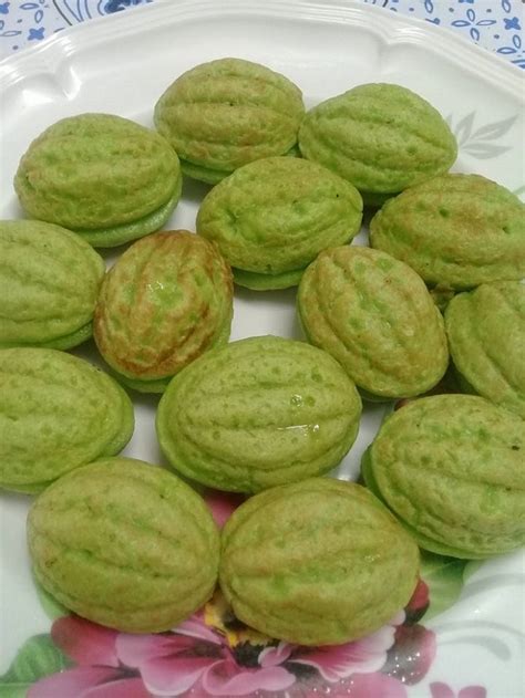 Nanti kuih akan mengembang dan bahagian santan nya akan mengental keras. Resepi Kuih Cara Manis (Lembut di Lidah) - Saji.my