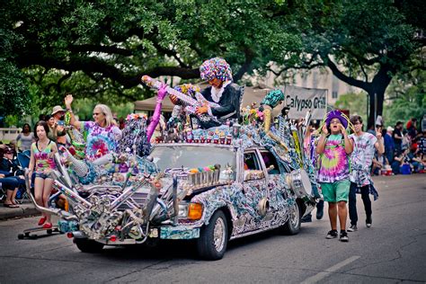 Car decorating ideas for parades christmas parade truck decorating. 2019 Houston Art Car Parade