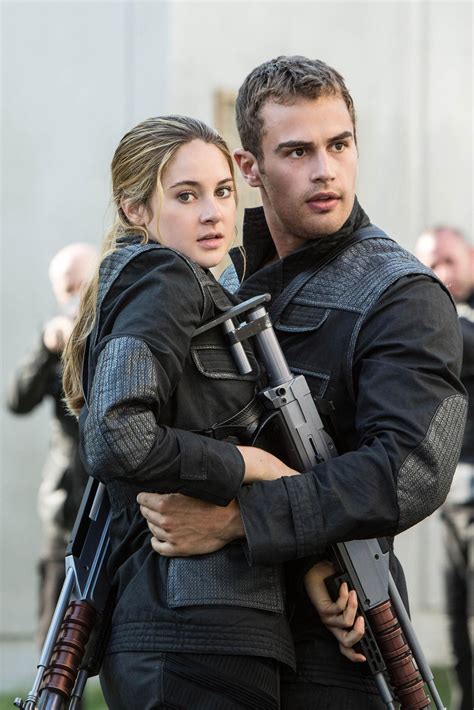 11 Ya Couples We Ll Always Be Obsessed With Divergent Series Tris And Four Divergent