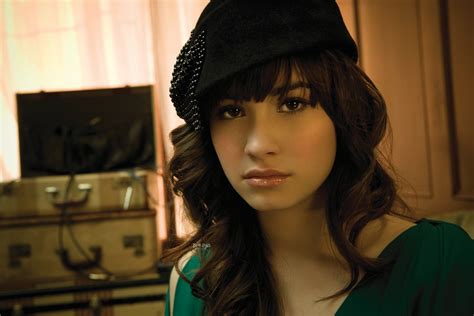Demi Lovato S Nields 2009 For Dont Forget Deluxe Edition Album