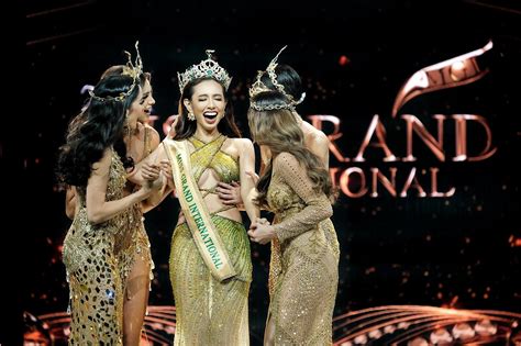 Vietnams Beauties Steal The Spotlight At Pageants Around The World In