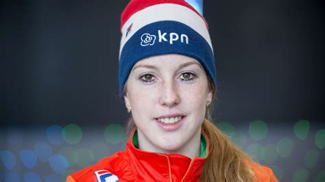 Het lijkt me via een topic een goed idee om digitaal mee te leven. Toestand Van Ruijven (27) onveranderd: 'Iedereen is met ...