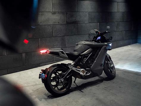 Zero Motorcycles Unveils Srs All Electric Sport Bike Werd