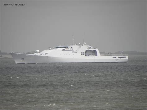 Warshipsresearch Dutch Ocean Going Patrol Vessel Opv Zr Ms Holland