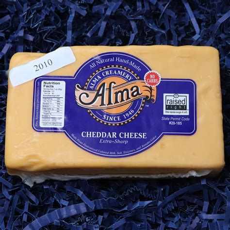 10 Year Extra Sharp Cheddar Cheese 1 Lb Alma Creamery