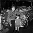 John and Julian Lennon at home in Weybridge, 1967 | The beatles ...