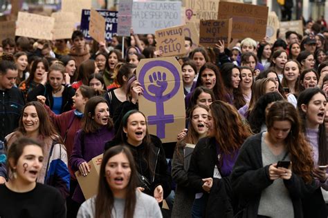 Why Today S Feminists Must Build Bridges With Other Social Movements