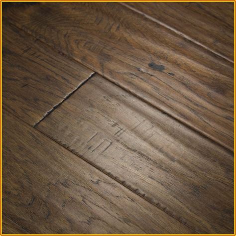 Understanding Handscraped Hardwood Flooring Flooring Designs