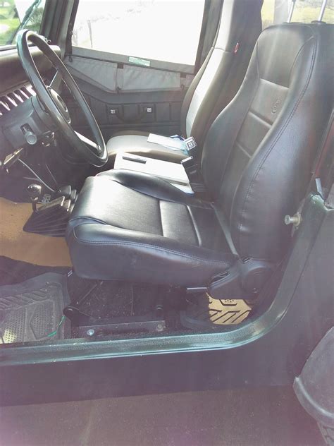 Bestop Trailmax Ii Pro Front Driver Seat In Vinyl For 76 06 Jeep Cj5