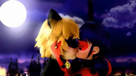 Ladybug And Cat Noir Kiss The Miraculous Tales Of Ladybug And Cat