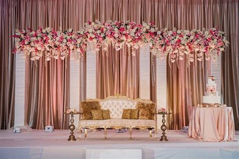 30 Most Bewitching Indoor Stage Decor Ideas For Your Wedding Shaadisaga Wedding Stage