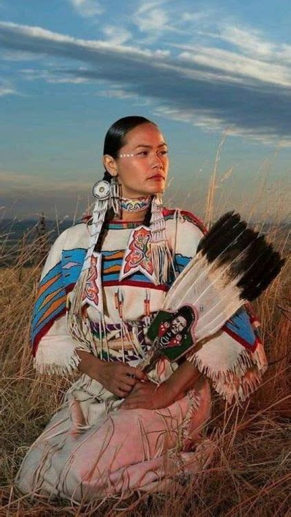Pin Von Eric Manuzzi Auf Native American Indian Girls Indianerfrauen