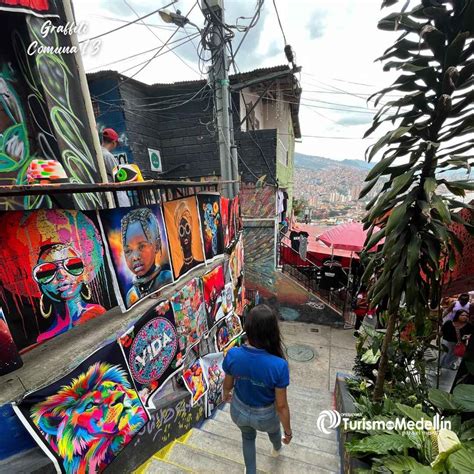 Tour Graffiti Comuna 13 Medellín Graffitour comuna 13 Medellín