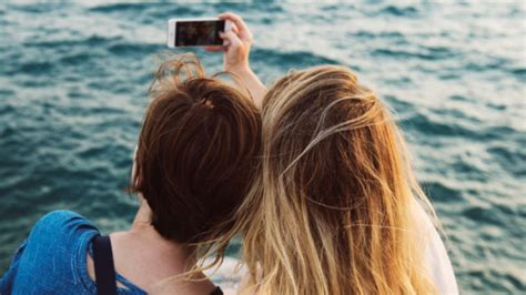 5 dicas para tirar melhores selfies best selfie camera app girlfriends getaway best selfie