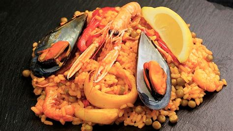 Download cocina espanola 400 recetas spanish cooking 400 recipes download full ebook. Paella de marisco | Receta típica española - YouTube