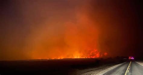 Fatal Texas Wildfire Forces Evacuations And Destroys 50 Homes The New