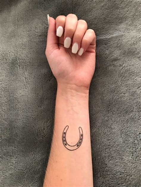 Horseshoe Tattoo Horse Shoe Tattoo Shoe Tattoos Basic Tattoos