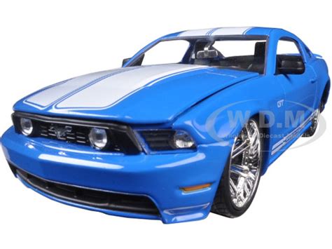 2010 Ford Mustang Gt Blue With White Stripes 124 Diecast Model Car
