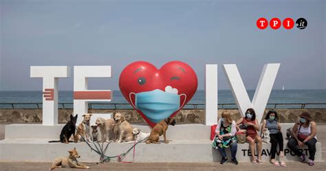 Per arrivare ai 30 milioni che consentono di togliere la mascherina all'aperto , mancano all'appello quasi 6 milioni di persone. Covid, Israele revoca l'obbligo di indossare la mascherina ...