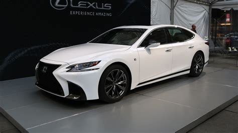 The ls 500 has plentiful standard features shared with the upgraded f sport as well. 2018 Lexus LS 500 F Sport Is A More Aggressive Luxury Sedan