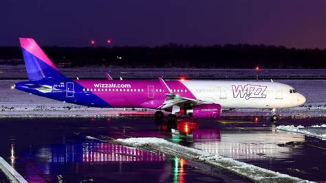 Wizz Air Fleet Airbus A321ceoneo Details And Pictures