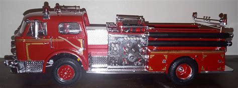 American Lafrance Pumper Fire Truck Plastic Model Truck Kit 125