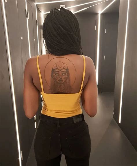 Tattoo On Black Skin Read Our Expert Advice And Tips For Dark Skin
