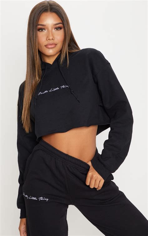 Prettylittlething Black Oversized Cropped Hoodie Prettylittlething