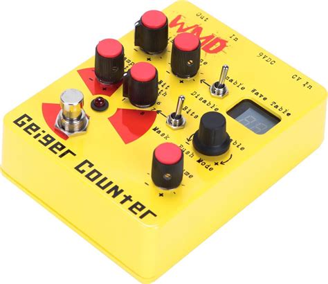 Wmd's flagship geiger counter guitar pedal turned eurorack module, excellent for aggressive acid sounds and performing transfer functions upon cv sources. WMD Geiger Counter - Zikinf