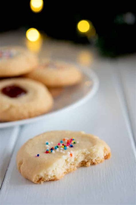 The rest are either traditional aguinaldos or popular christmas songs. Mantecaditos (Puerto Rican Cookies) | Kitchen Gidget | Christmas desserts, Hispanic food, Food