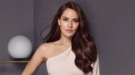 Fahriye Evcen One Of Turkey S Most Recognizable Women Figures