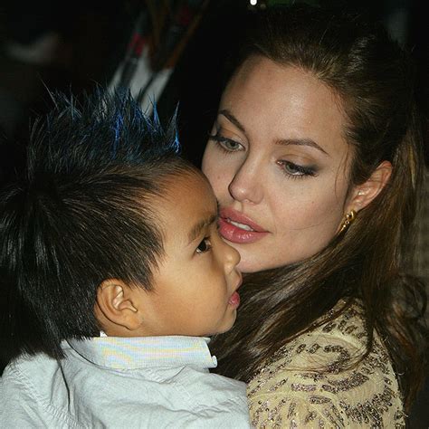 Angelina Jolies Best Moments With Her Kids Photo 12