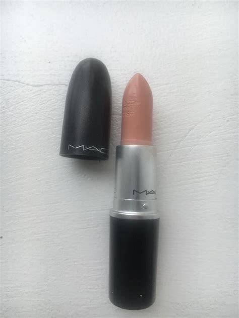 Nathaliebeauty Mac Cremesheen Lipstick Creme D Nude Rt Nka Recenze