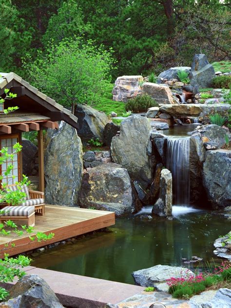 26 Amazing Garden Waterfall Ideas