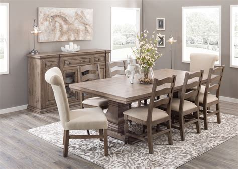 Simple Dining Room Decorating Tips
