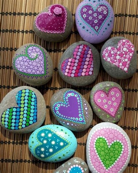 Love Painted Rock For Valentine Decorations Ideas 27 Rock Painting