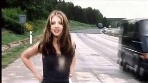 Eurotrip Deleted Scene With Michelle Trachtenberg Doovi Hot Sex Picture