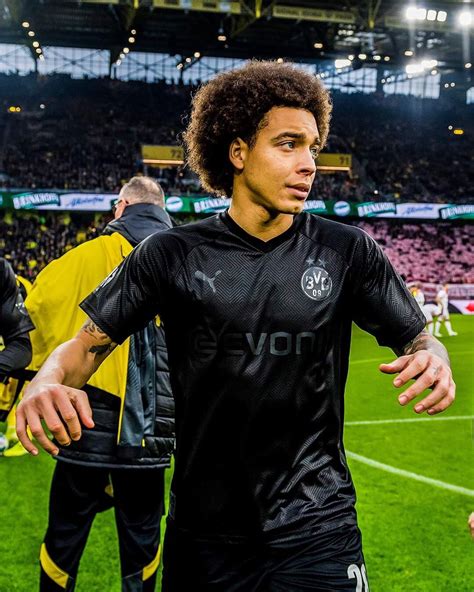 Borussia dortmund stands for, intensity, authenticity, commitment, and ambition. our club colours are black and yellow. BORUSSIA DORTMUND'S SPECIAL EDITION BLACKOUT JERSEY ...