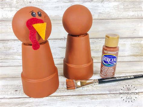 Thanksgiving Clay Pot Turkeys · The Inspiration Edit