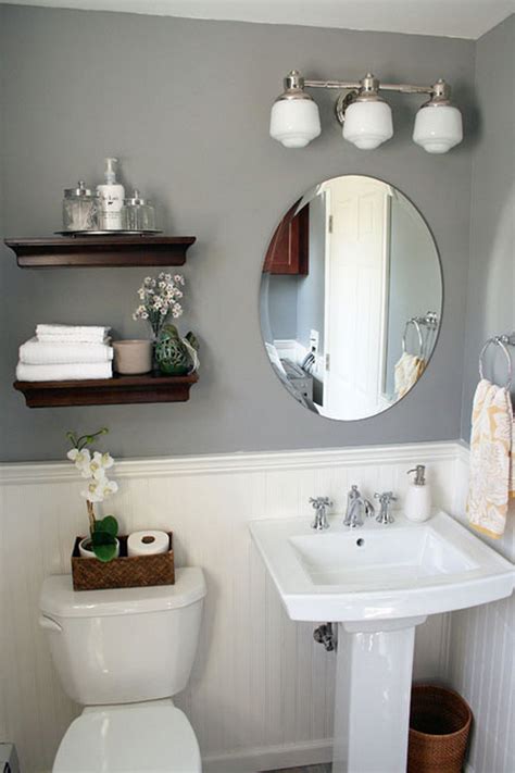 Copy this idea and pick two or three shades of varying tones (we'd recommend blues for a bathroom) and create a stylish finish with the help of our guide to painting an. Elegant Small Bathroom Decorating Ideas (9) - Decomagz