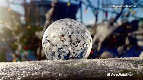Freezing Bubbles Make The Winter Cold More Magical Abc7 New York