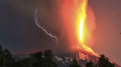 Photos Of The Huge Volcanic Eruption In Chile That Caused Mass
