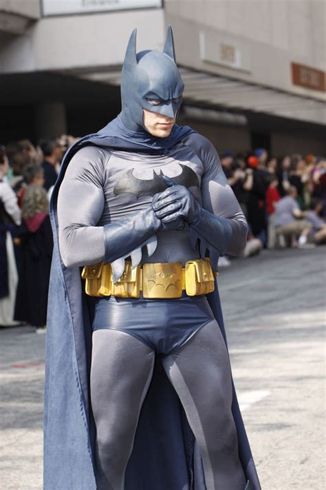 9 Batman Cosplay Costumes Creative Cosplay Designs Batman Cosplay