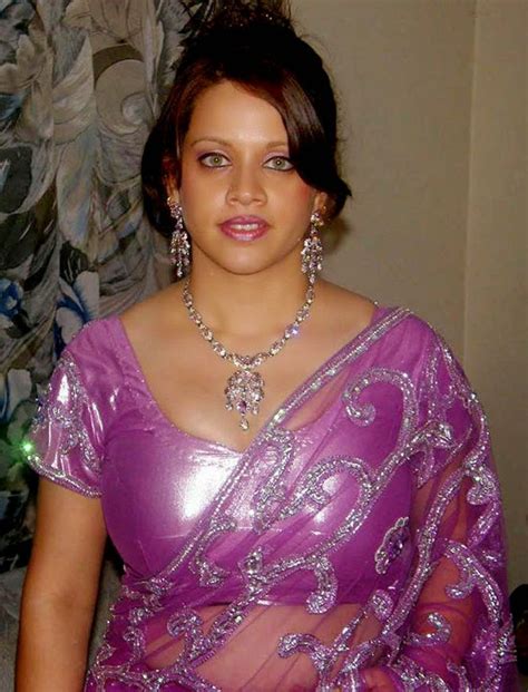 Indian Hot Milf In Saree Saree Fashion