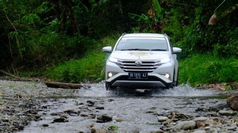 Daihatsu Xenia Dan Terios Bakal Turun Harga Sisibaik Id