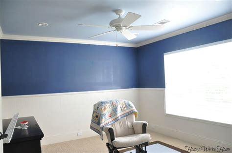 Also, such colors are relevant for modern stylistics. bedroom two tone paint ideas : Beautiful Two Tone Paint ...
