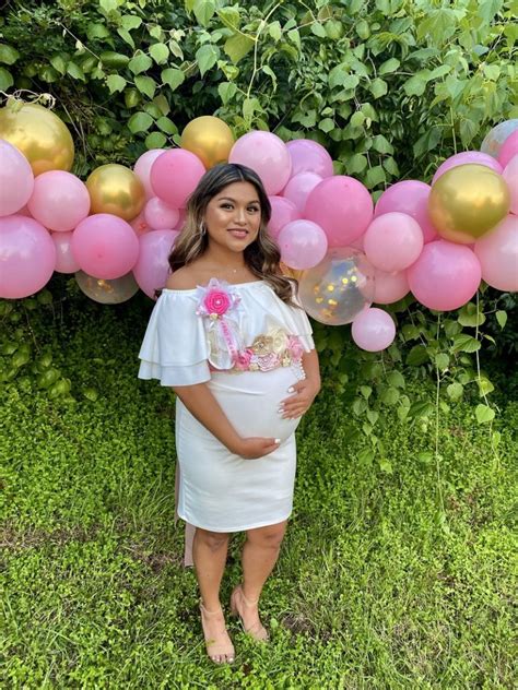 15 Cute White Baby Shower Dresses For Mom To Be